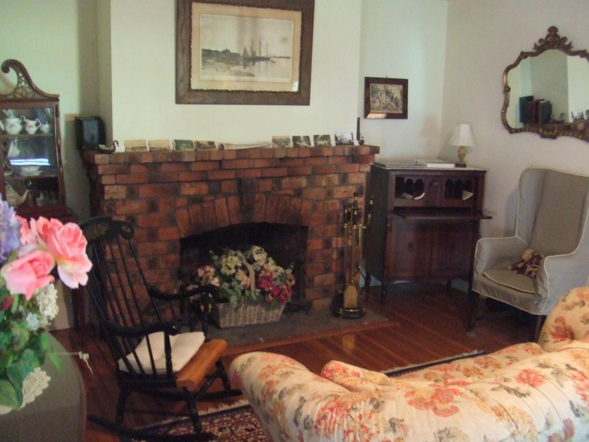 Bed and Breakfast House On Chase Creek Shelter Island Heights Экстерьер фото
