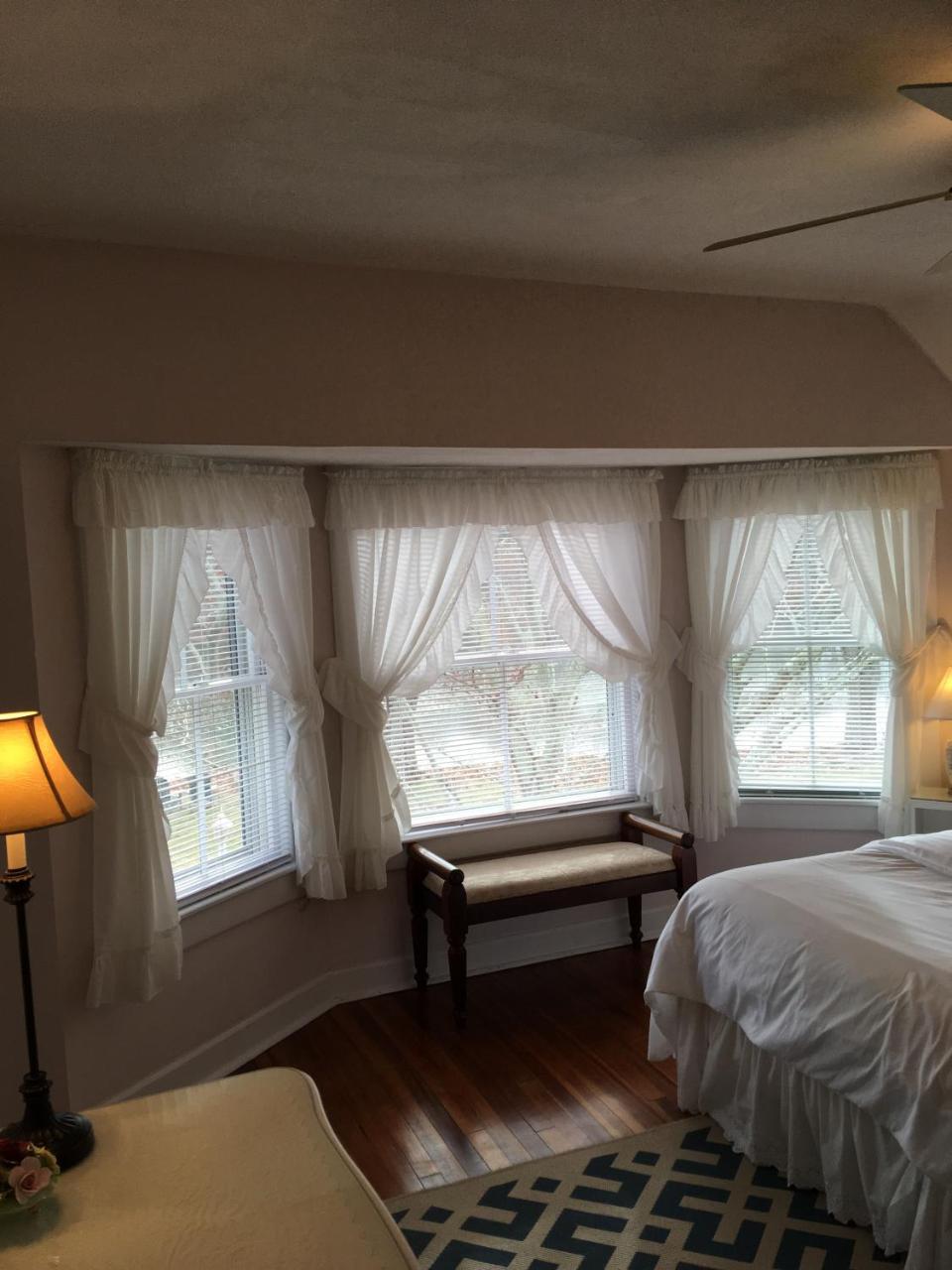 Bed and Breakfast House On Chase Creek Shelter Island Heights Экстерьер фото